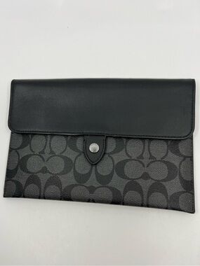 Coach Mini Tablet Sleeve In Signature Canvas Style # C2024 Gunmetal/Charcoal